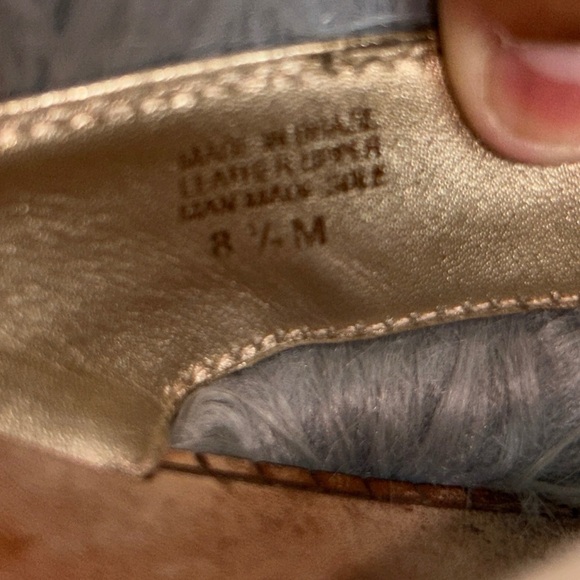 Lilly Pulitzer Gold McKim Sandal size 6.5 - Picture 3 of 5